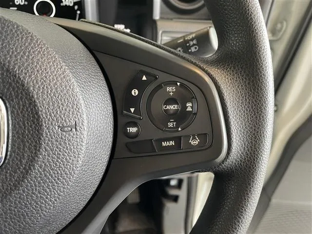 N-VAN(ホンダ)の車両写真