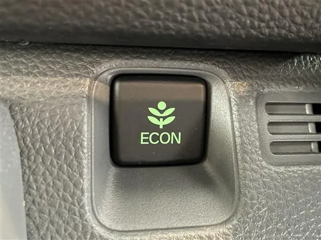 N-VAN(ホンダ)の車両写真