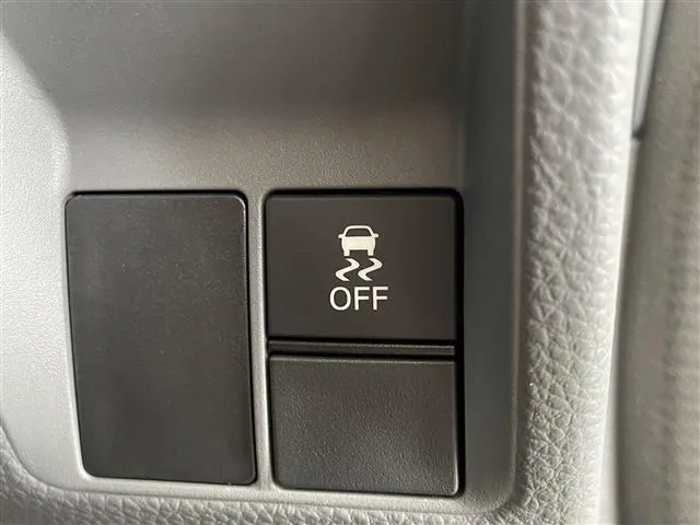 N-VAN(ホンダ)の車両写真