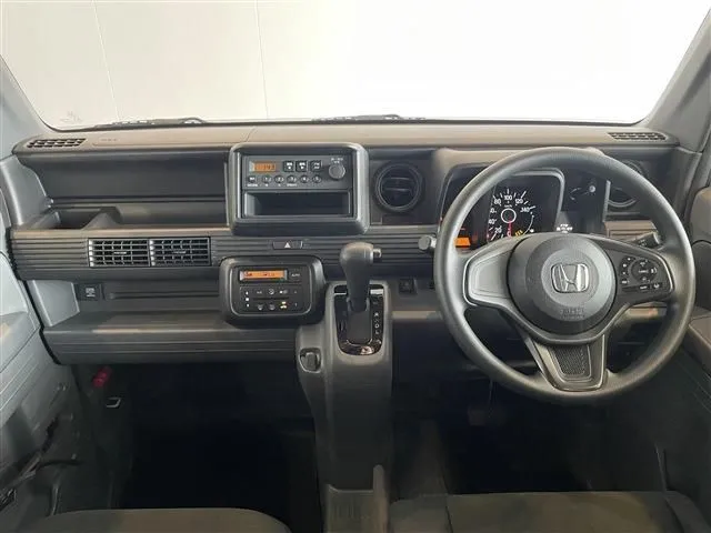 N-VAN(ホンダ)の車両写真