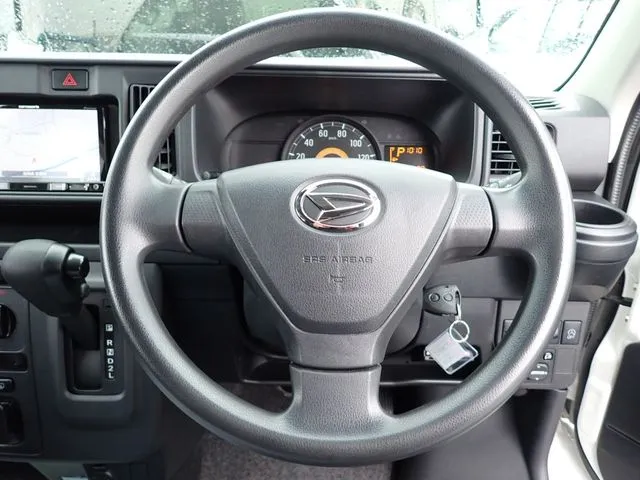 ダイハツ　ハイゼットカーゴ