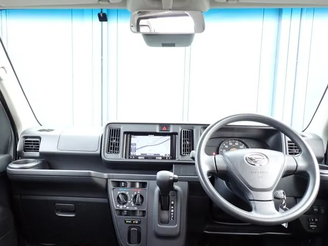 ダイハツ　ハイゼットカーゴ