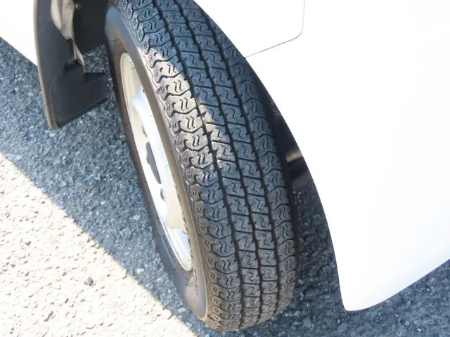 エブリイバン（スズキ）の車両写真