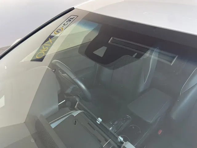 クラウン　セダン　ハイブリッド（トヨタ）の車両写真