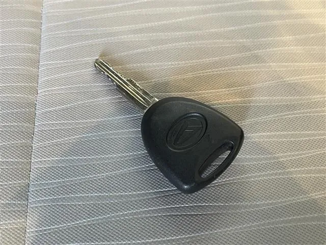 ダイハツ　ミラ　イース