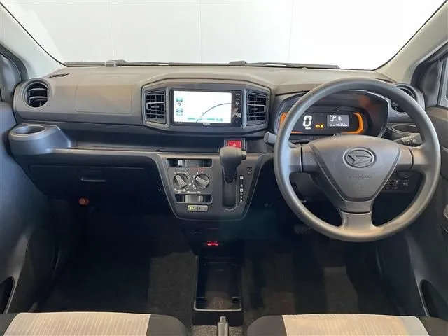 ダイハツ　ミラ　イース