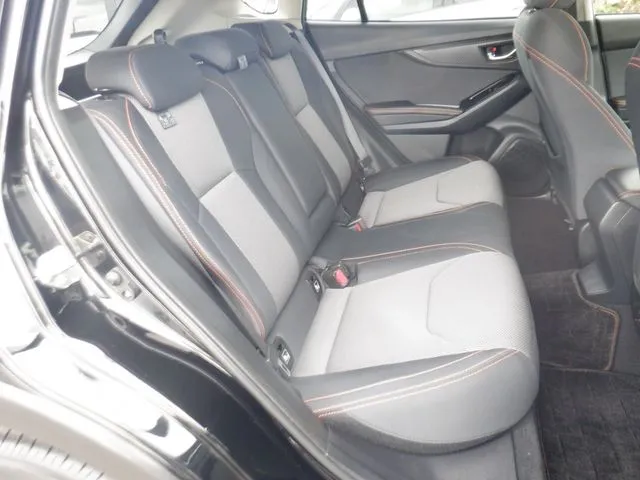 ＳＵＢＡＲＵ　ＸＶ（スバル）の車両写真