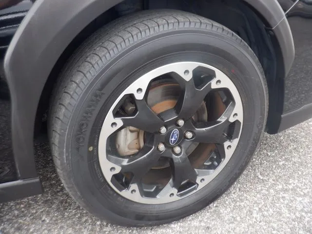 ＳＵＢＡＲＵ　ＸＶ（スバル）の車両写真