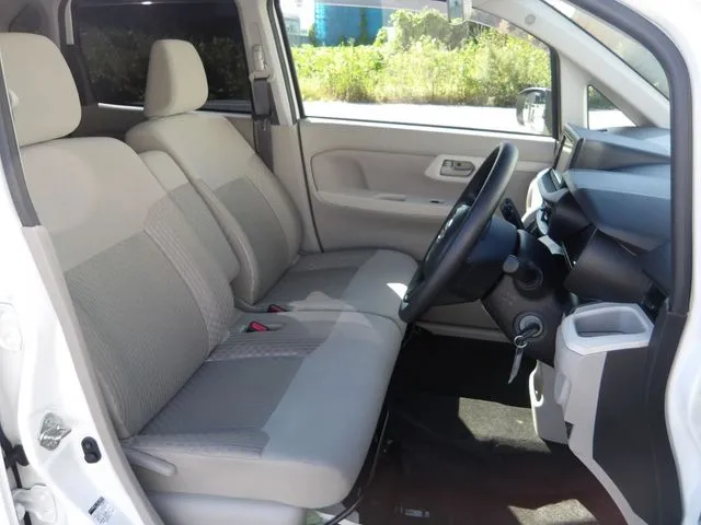 ダイハツ ムーヴ