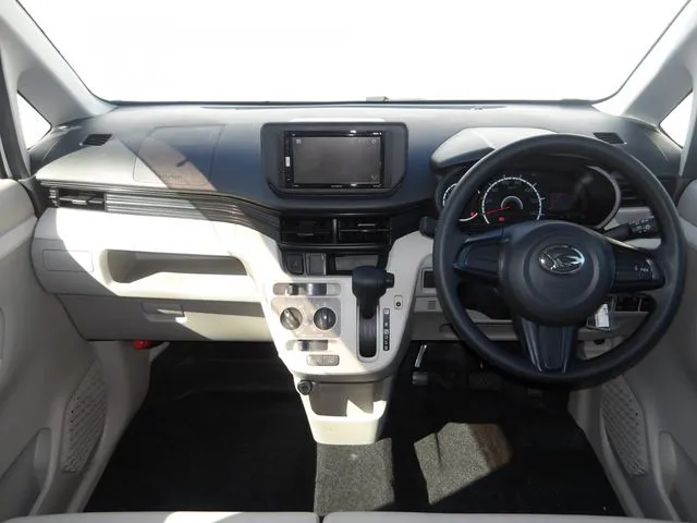 ダイハツ ムーヴ