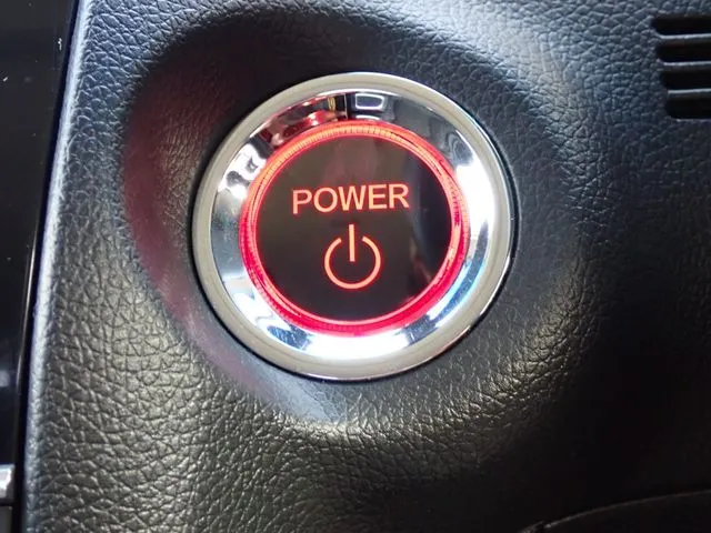 シャトル　ハイブリッド（ホンダ）の車両写真