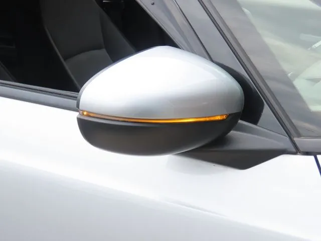 ホンダ　フィット　ｅ：ＨＥＶ