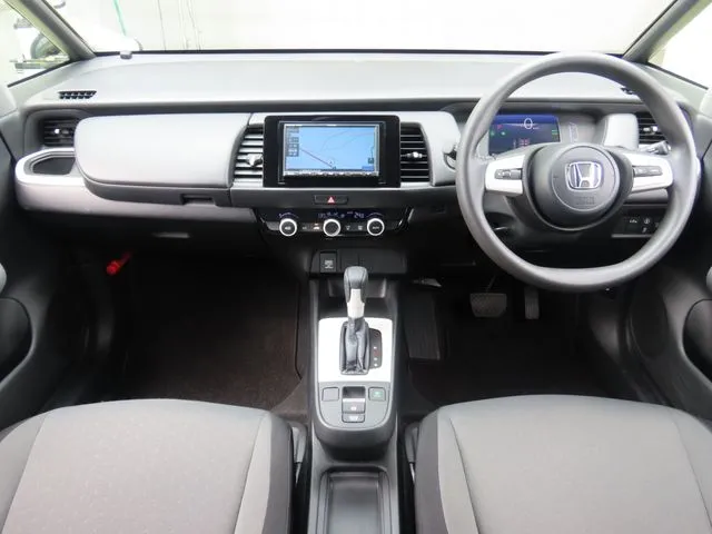 ホンダ　フィット　ｅ：ＨＥＶ