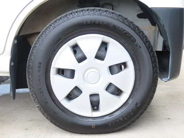 ダイハツ ハイゼットカーゴ