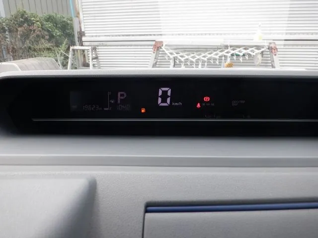 タント（ダイハツ）の車両写真