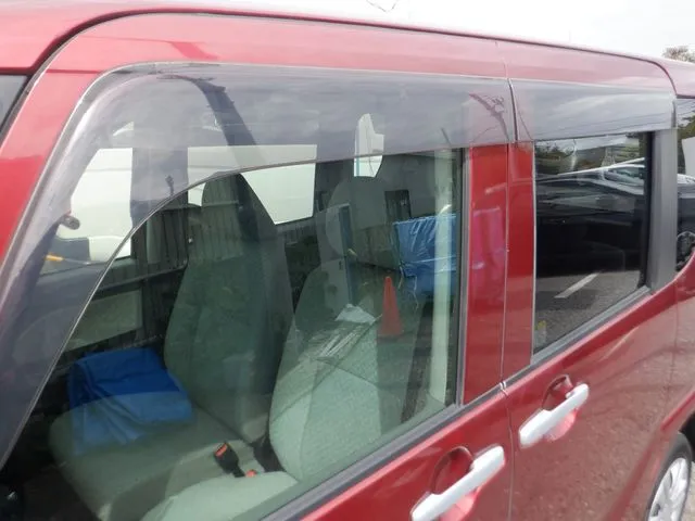 タント（ダイハツ）の車両写真