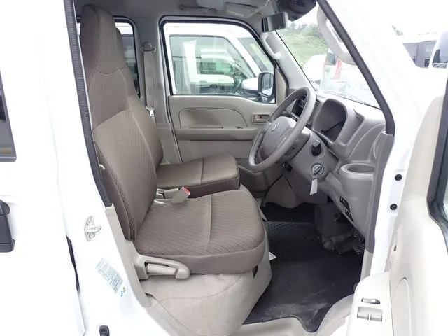 スズキ　エブリイバン