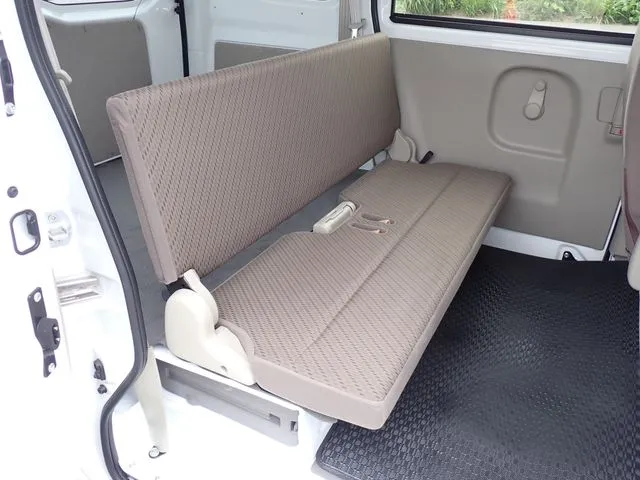 スズキ　エブリイバン