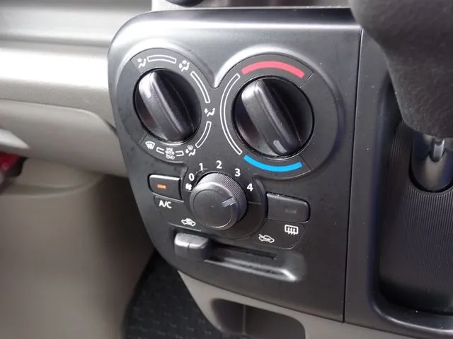 スズキ　エブリイバン