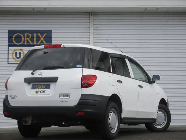ニッサン　ＮＶ１５０　ＡＤ　４ＷＤ