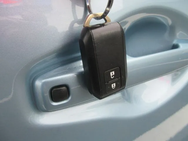 ワゴンR 4WD(スズキ)の車両写真