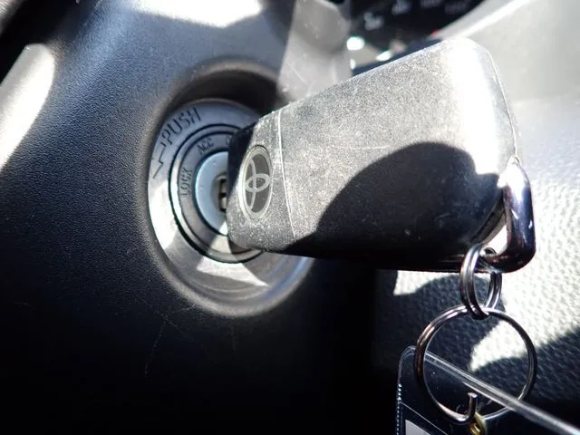 トヨタ　ヤリス