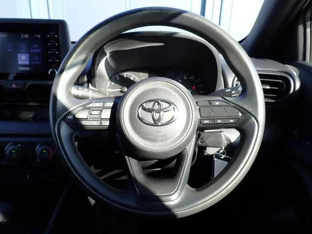 トヨタ　ヤリス