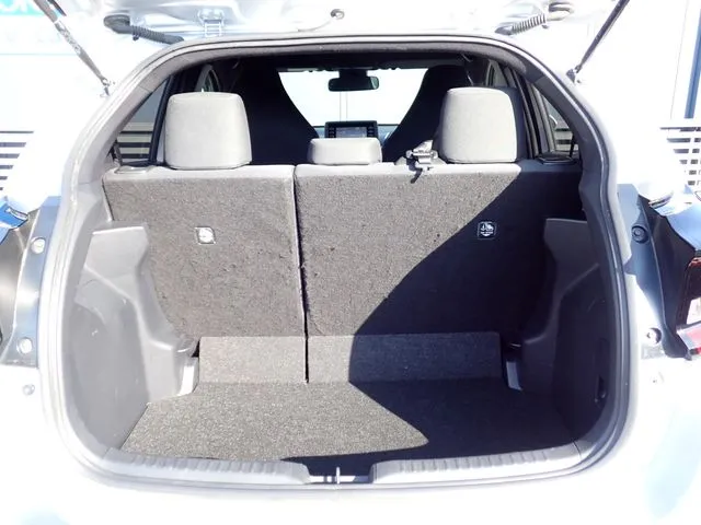 トヨタ　ヤリス