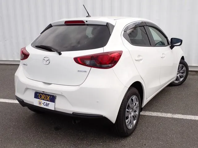 マツダ MAZDA2