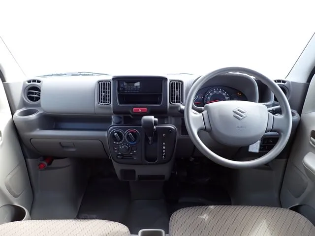 エブリイバン（スズキ）の車両写真