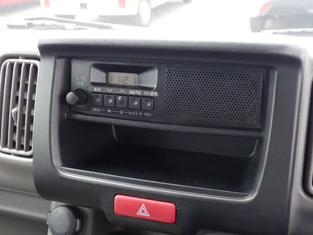 エブリイバン（スズキ）の車両写真