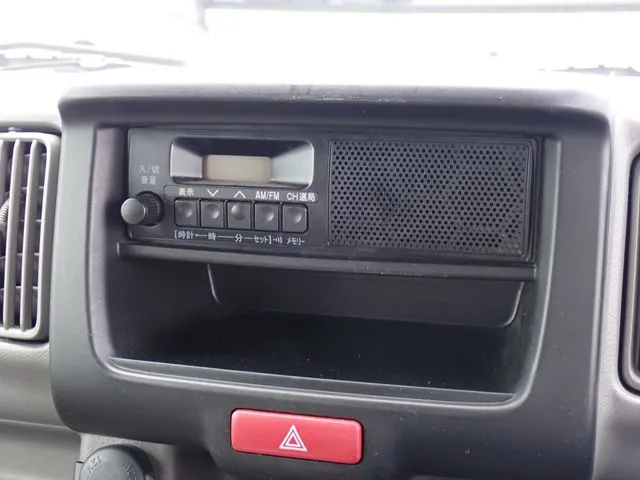 エブリイバン（スズキ）の車両写真