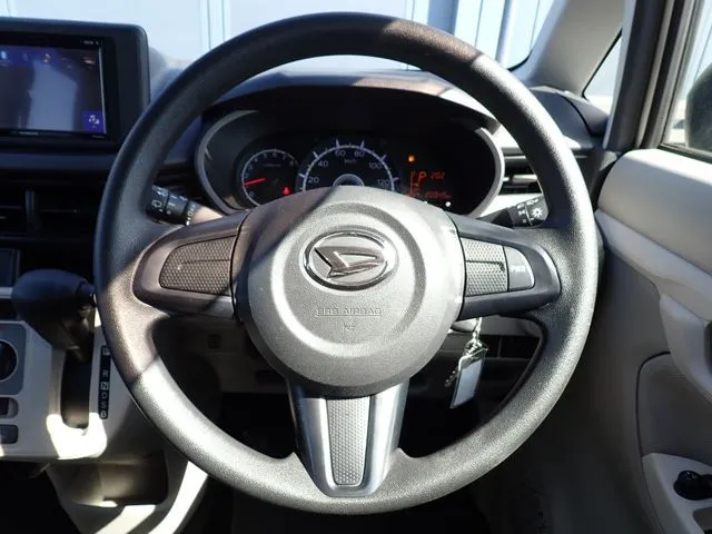 ムーヴ(ダイハツ)の車両写真