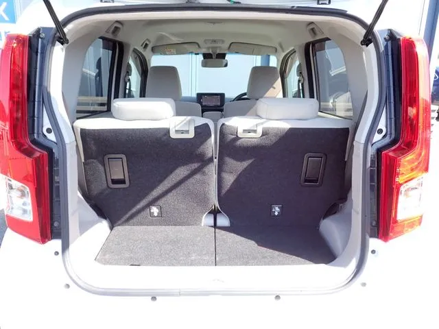 ムーヴ(ダイハツ)の車両写真