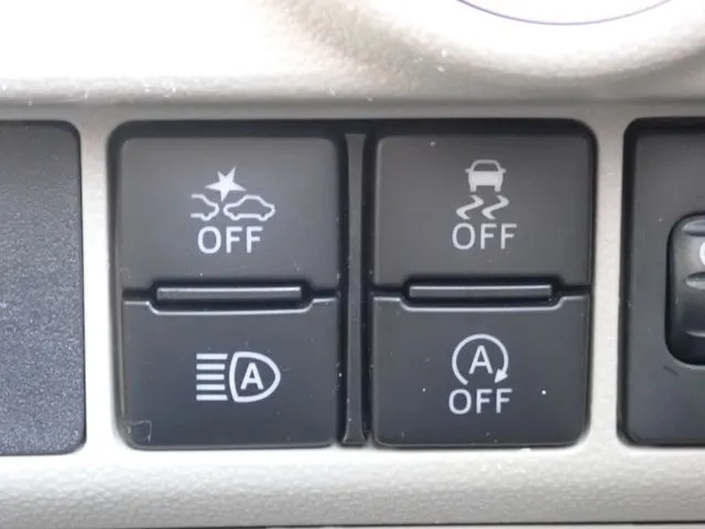 ムーヴ(ダイハツ)の車両写真