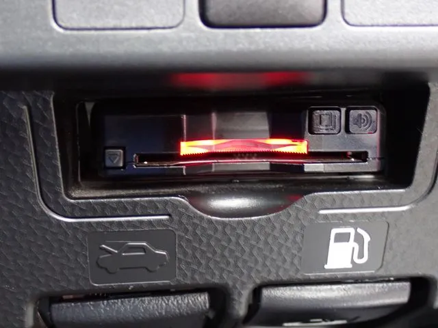 ダイハツ トール