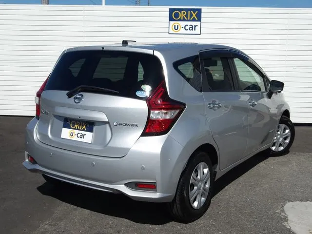 ノート（ニッサン）の車両写真