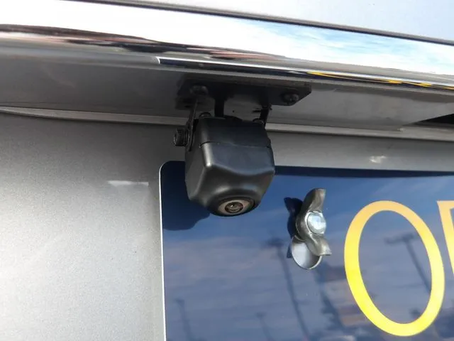 シャトル　ハイブリッド（ホンダ）の車両写真