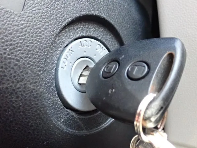 ムーヴ（ダイハツ）の車両写真