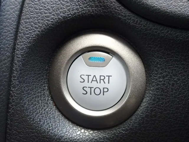 ノート（ニッサン）の車両写真