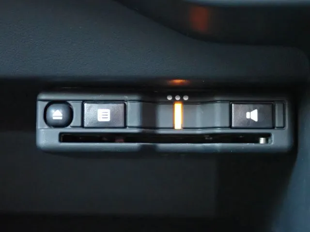 ノート（ニッサン）の車両写真