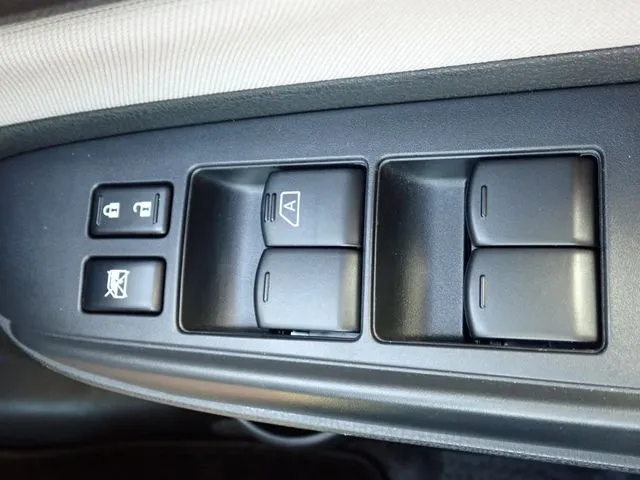 ノート（ニッサン）の車両写真