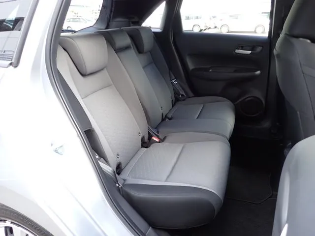 ホンダ　フィット　ｅ：ＨＥＶ