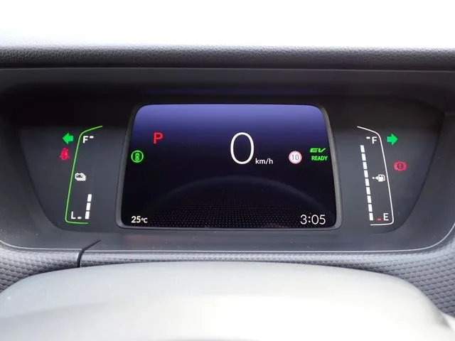 ホンダ　フィット　ｅ：ＨＥＶ