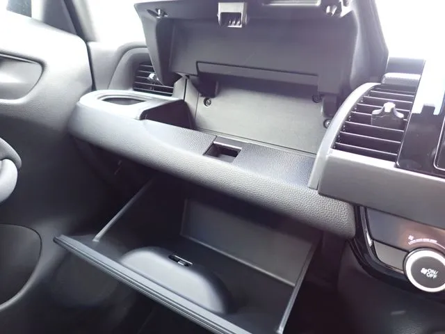 ホンダ　フィット　ｅ：ＨＥＶ