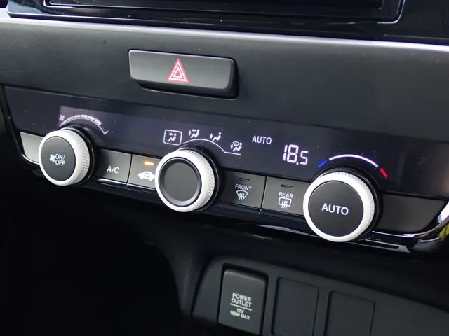 ホンダ　フィット　ｅ：ＨＥＶ