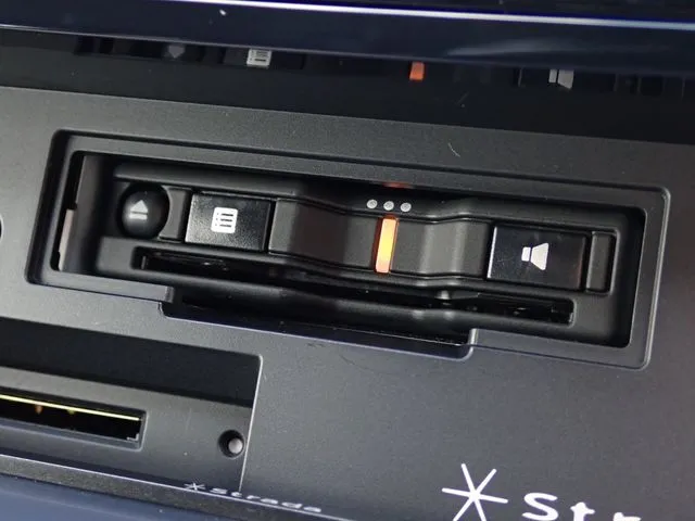 ホンダ　フィット　ｅ：ＨＥＶ