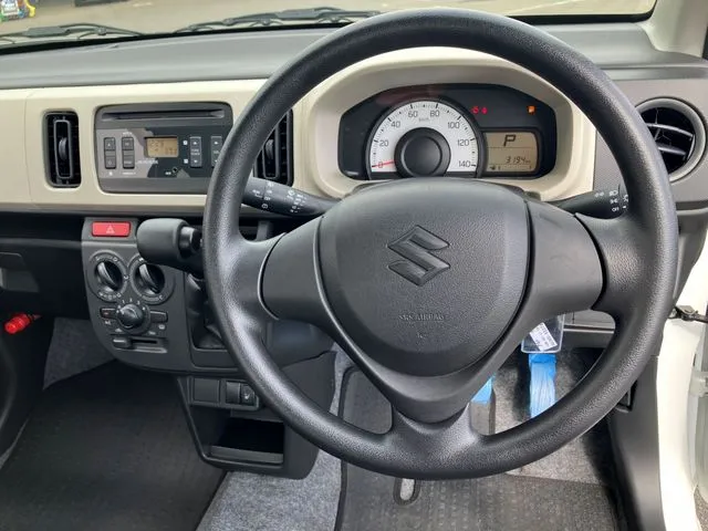 アルト　４ＷＤ（スズキ）の車両写真