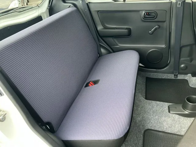 アルト　４ＷＤ（スズキ）の車両写真