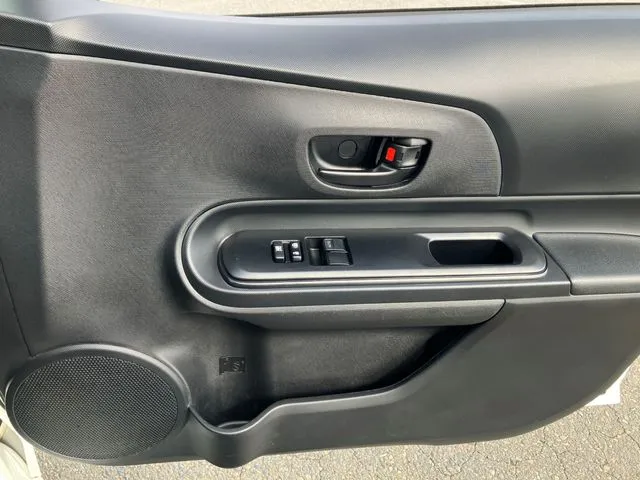 トヨタ　アクア